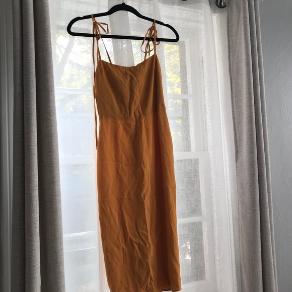 Reformation Jasper Dress - Picture 4 of 7